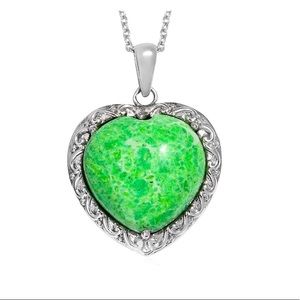🆕 Green Howlite Heart Pendant Necklace